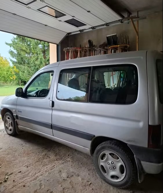 Peugeot Partner_oksjon_0.jpg